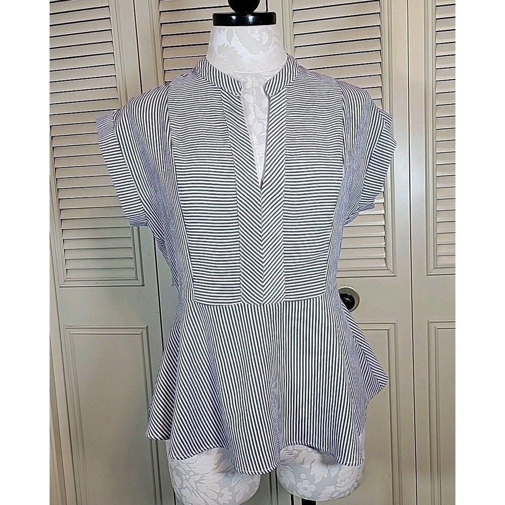 Monteau Los Angeles Shirt Sz L Blue/White Striped Peplum V-Neck Preppy Coastal